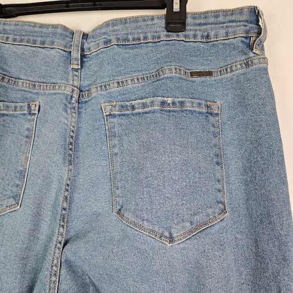 KanCan Val High Rise Cigarette Leg Jeans (Plus Size) 3XL KC7328M-P - Picture 4 of 10